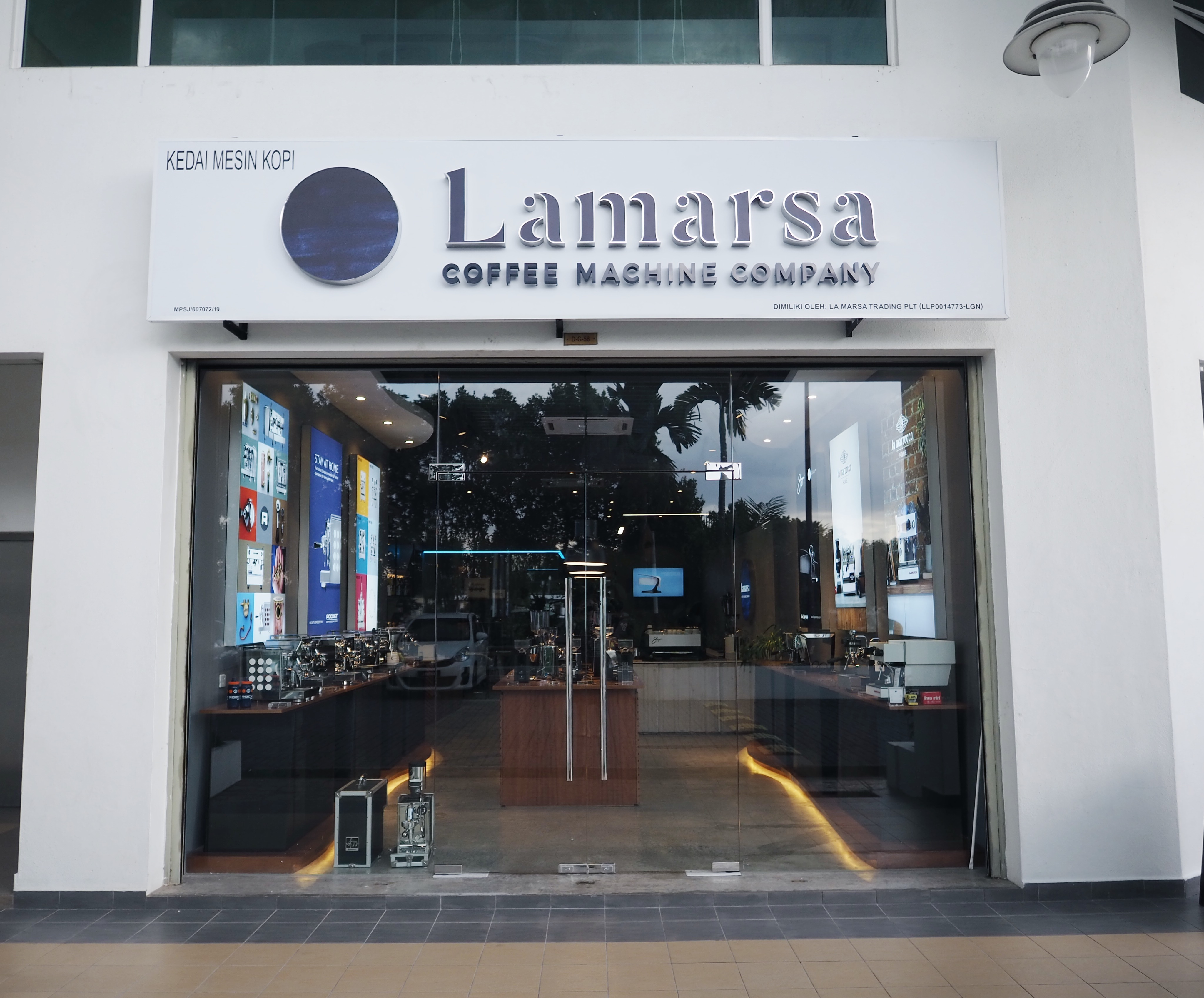 Working at Lamarsa Coffee Machine Company Company Profile