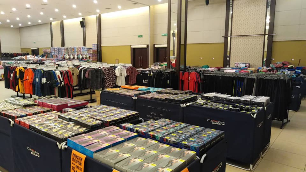 Working at Desaleen Garment Trading Company Profile & Information